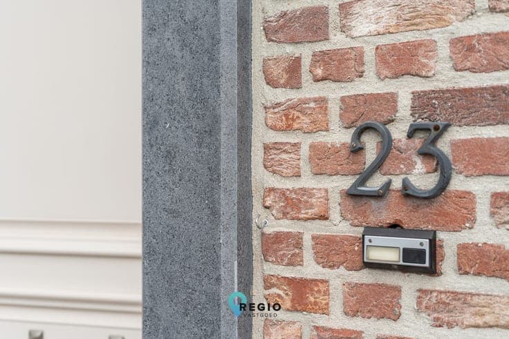 Ruime gezinswoning van 2015 op kindvriendelijke locatie t...
