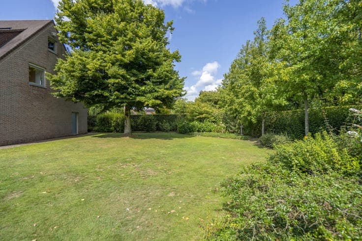 Unique villa for sale in a prime location in Kortrijk!