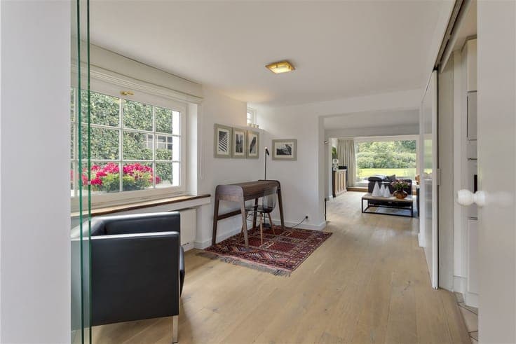 Characterful farmhouse with 5 bedrooms in Merchtem