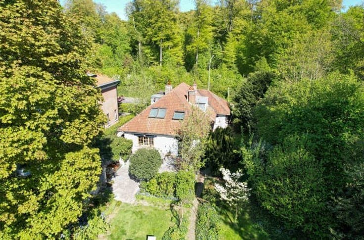 Charming house with garden – 5 bedrooms, studio, 3 bathrooms