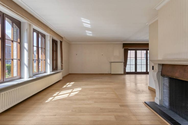Detached house for sale in a prime location in Waregem