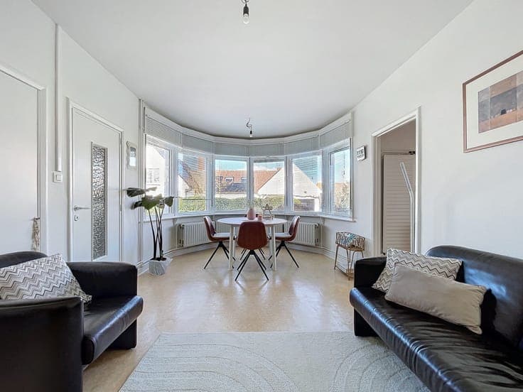 Gelijkvloerse woning met residentiële ligging.