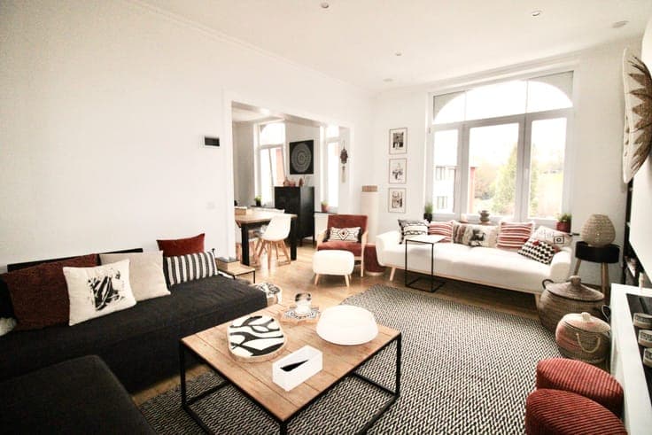 Spacious renovated 5-bedroom house