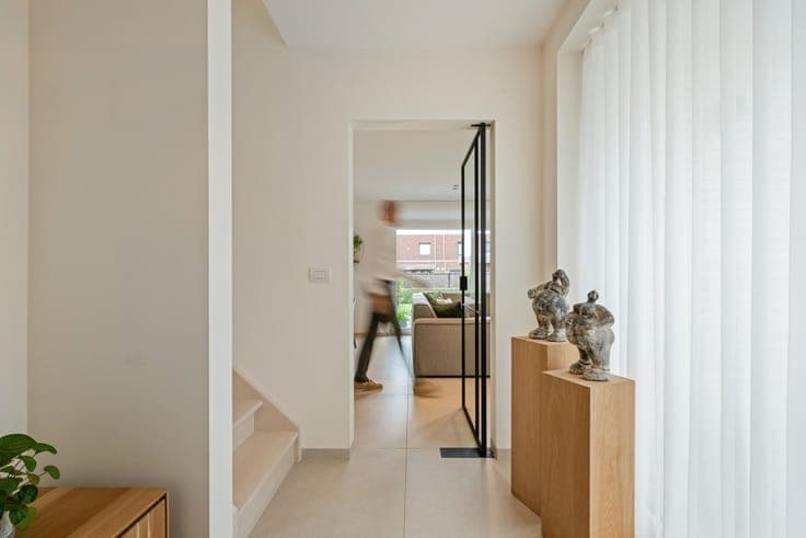 Recente, perfect afgewerkte villa met 4 slaapkamers te Ro...
