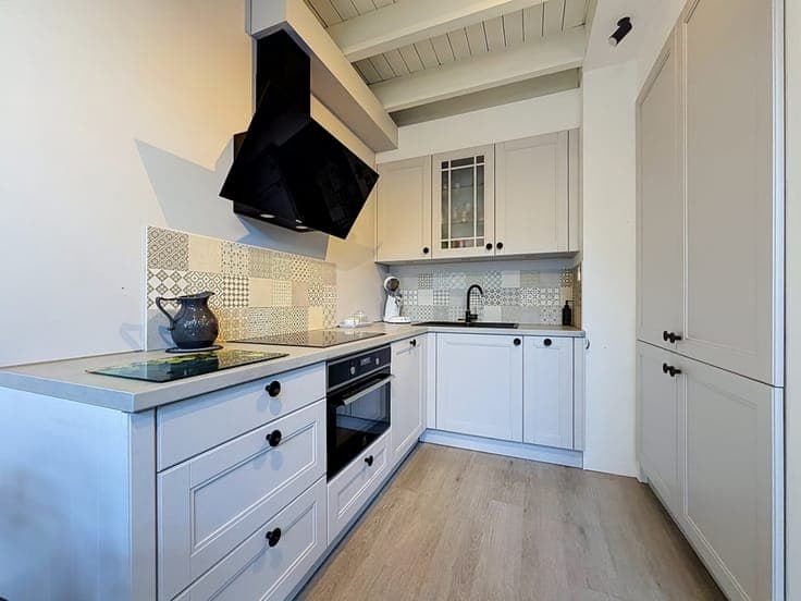 (vakantie)woning met zuidgerichte tuin en parking in Yser...