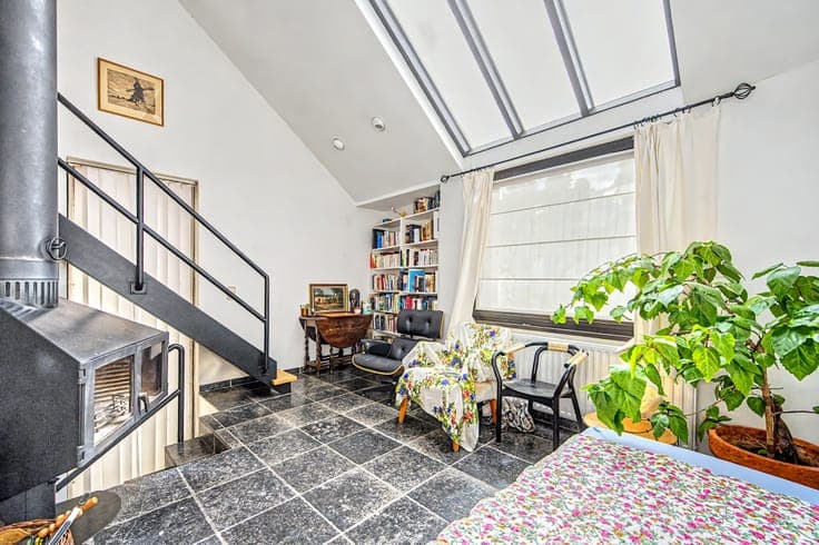 UCCLE - VOSSEGAT – A Charming 3-Bedroom Home!