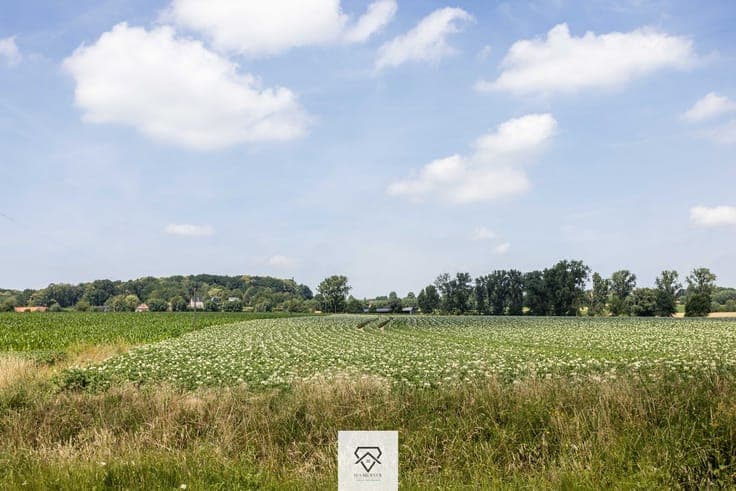 Renovatieproject met tuin en veel potentieel te Ronse