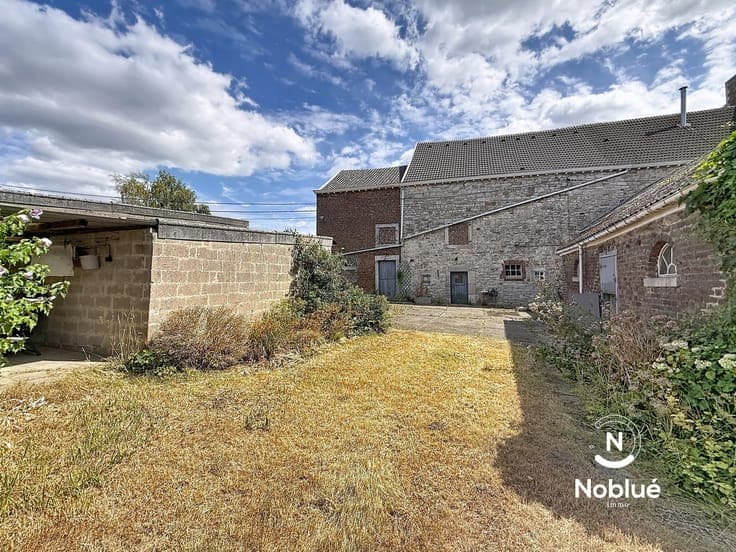 Grand-Rechain – former 18th-century farmhouse for sale