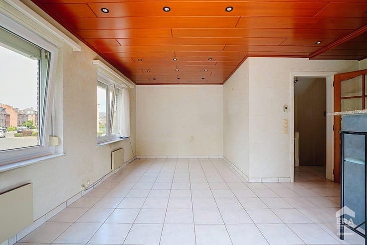SEMI-DETACHED HOUSE WITH GARAGE, GARDEN AND CONVERTIBLE ATTI