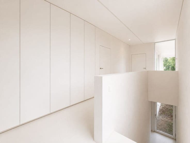 Architecturale villa met praktijkruimte, 5 slaapkamers en...