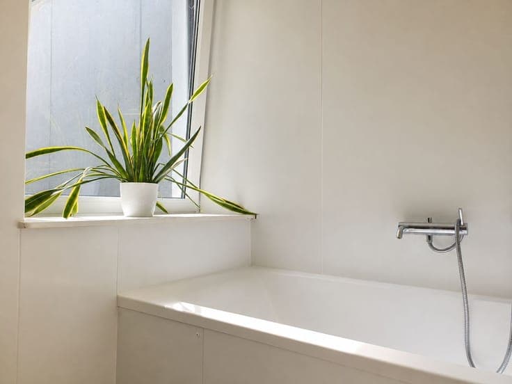 Architecturale villa met praktijkruimte, 5 slaapkamers en...