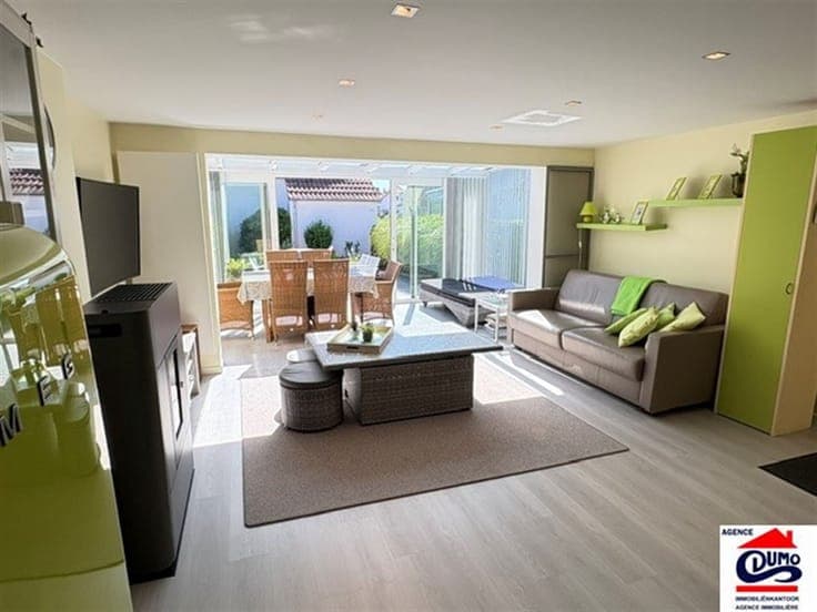 Move-in-ready 2-bedroom home within walking distance of the