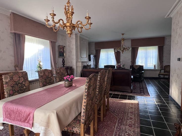 Karaktervolle woning met 3 slaapkamers, garage en zonnige...