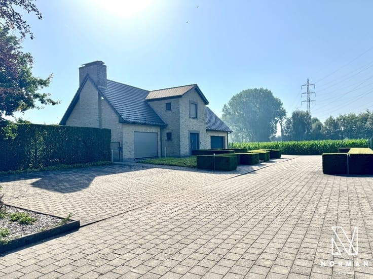 Prachtig domein met volledig instapklare villa, grote tuin