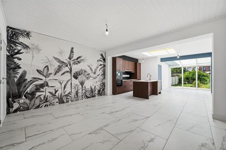 Renovated house with 3 rooms, 2 bathrooms and garden