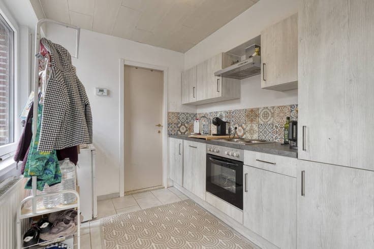 Nice family home with 2 to 3 bedrooms for sale!