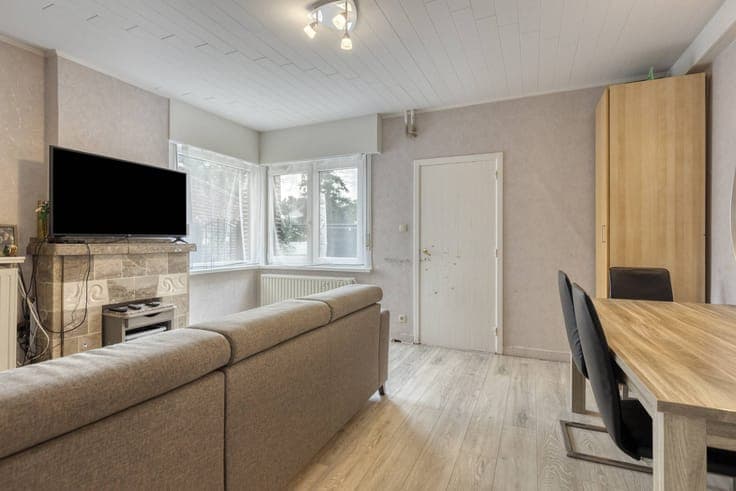 Nice family home with 2 to 3 bedrooms for sale!