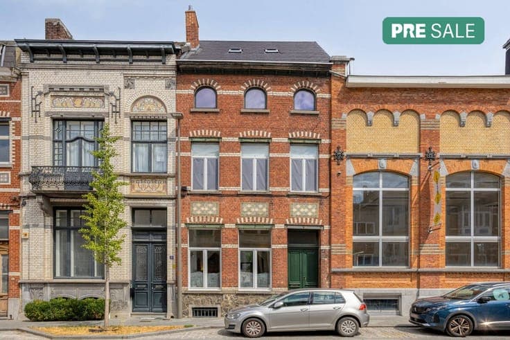 Unique & characterful mansion in a prime location in Vilvoor