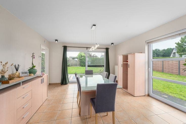 Move-in ready semi-detached home with 3 bedrooms, EPC B and…