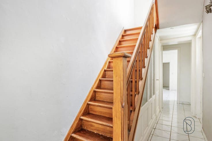 Spacious family home with 4 bedrooms and large garden!