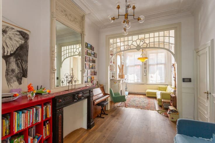 Old Berchem | Authentic Townhouse with 5 Bedrooms + Garden