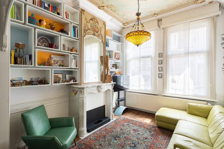 Old Berchem | Authentic Townhouse with 5 Bedrooms + Garden