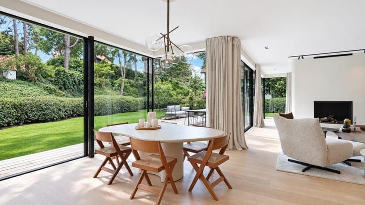 2023 thatched villa for sale in Binnenhof, Knokke-Zoute