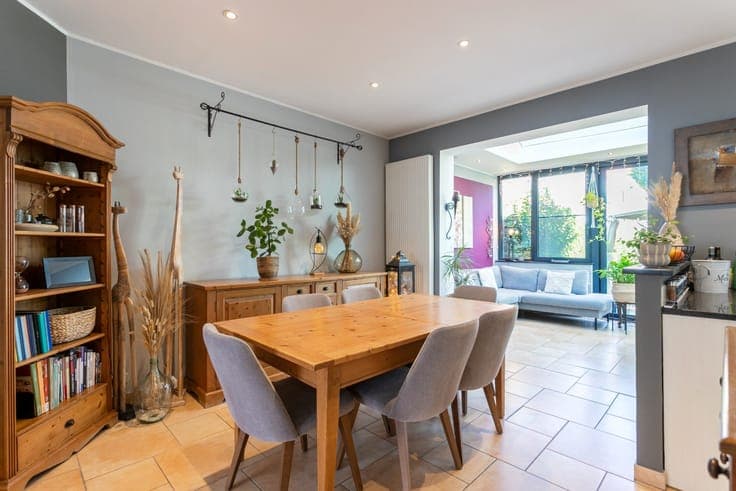 House in Sint-Pieters-Leeuw