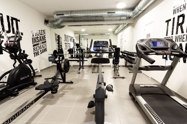 INVEST - TOUR&TAXIS – 3 CHAMBRES ÉTUDIANTES+2 EMPL. PARKING