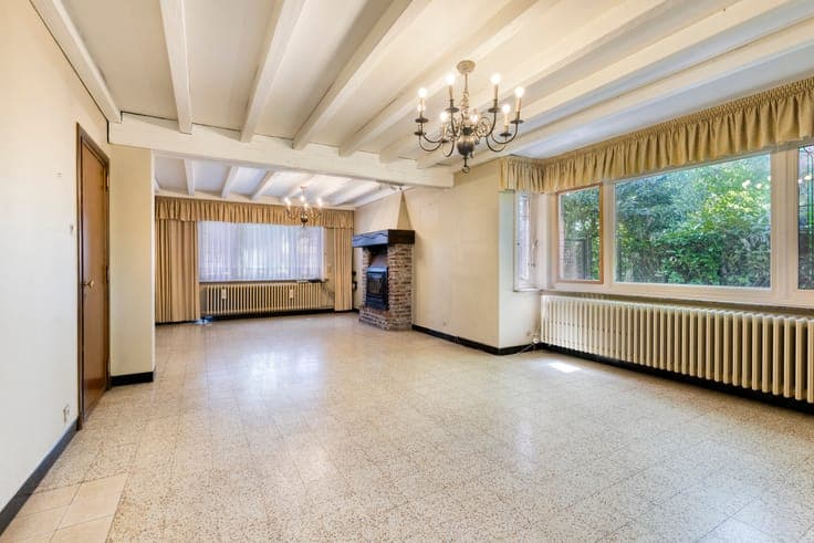 Charming family home on 1524m² for sale in Bissegem!