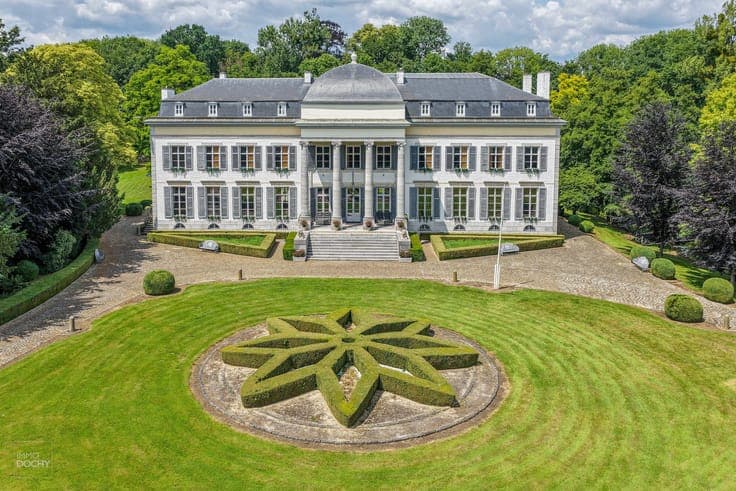 Prachtig gerestaureerd authentiek landhuis te Gors-Opleeu...