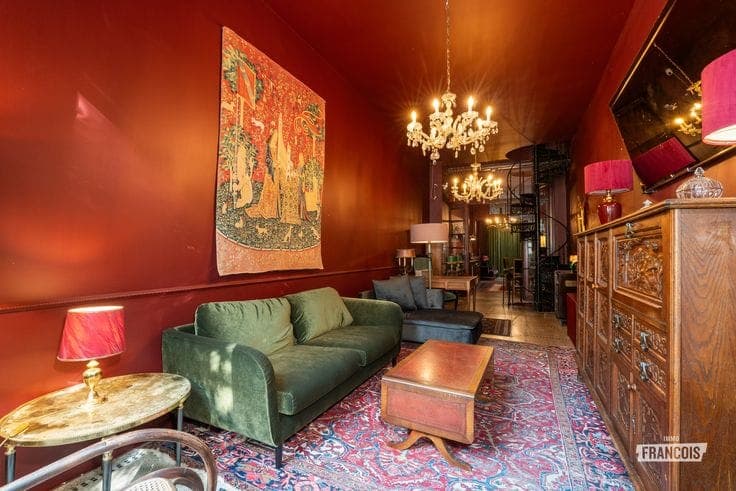 Stunning Property with 4 Bedrooms and Terrace in the Histor…