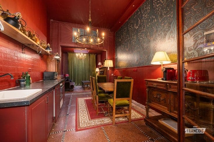 Stunning Property with 4 Bedrooms and Terrace in the Histor…