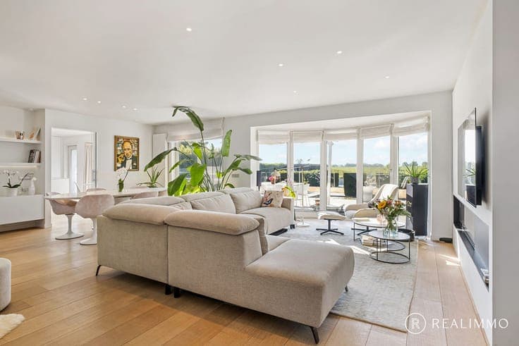 Tijdloze duurzame villa op 1.892m² met zwembad!