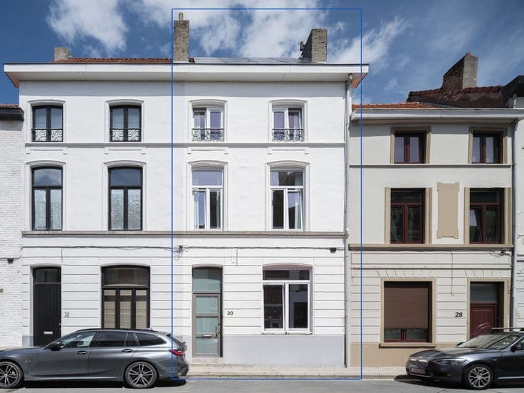 Karaktervolle woning met 4 slaapkamers en zonnige stadstu...