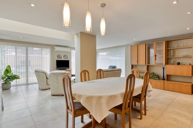 Spacious family home in a prime location in Kortrijk