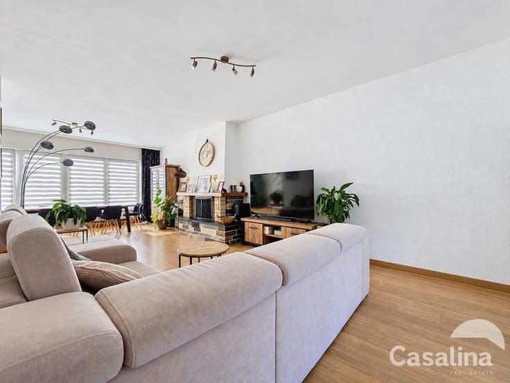 A spacious family home, with a very good EPC rating, B!