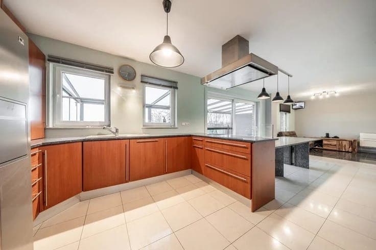 Sale - Villa Horrues - 390,000 €