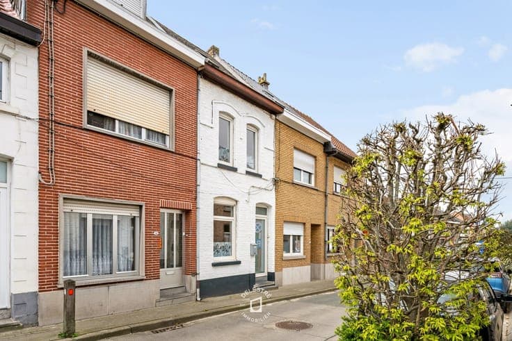 GEZELLIGE WONING MET TUIN EPC LABEL B MEERBEKE