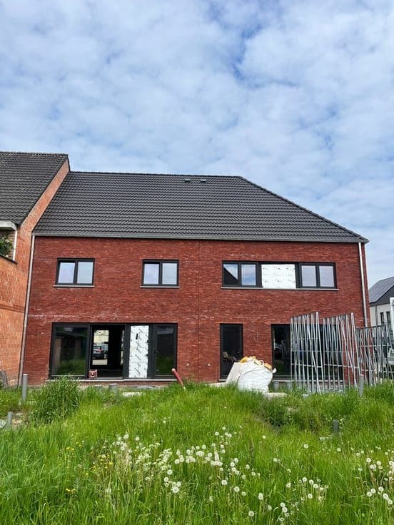 2 moderne nieuwbouwwoningen te koop in Steenhuffel