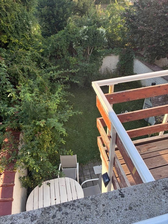 4 Bed + 2 Bath/Shower + 2 Offices + Garden House