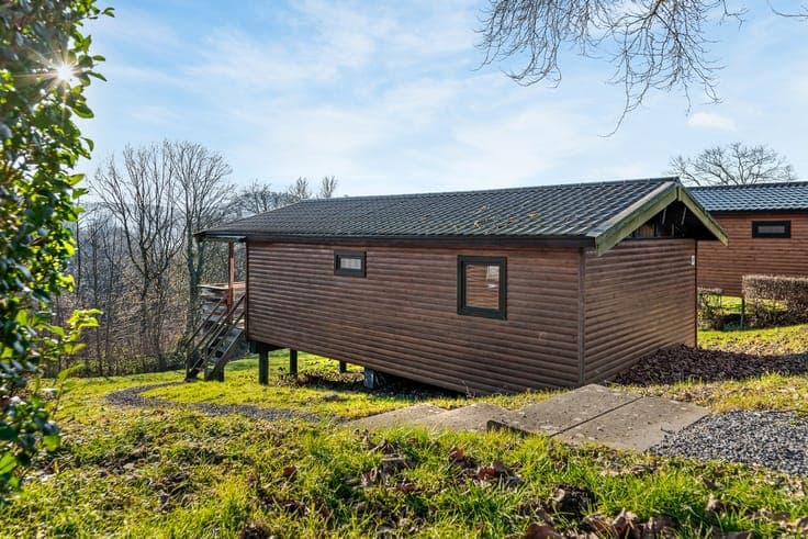 Instapklaar vakantiehuisje met 2 slpkrs in Blaimont