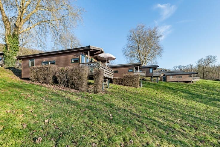 Instapklaar vakantiehuisje met 2 slpkrs in Blaimont