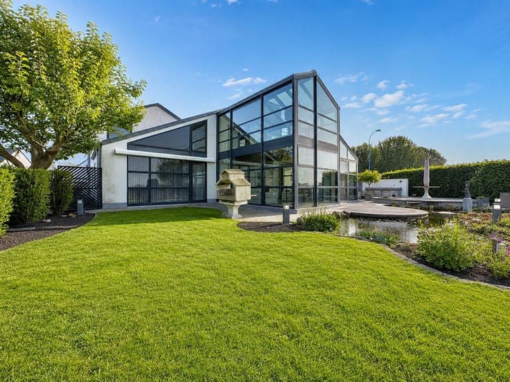 Exceptional villa