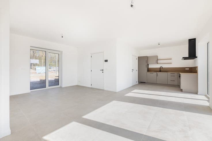 House with 2 facades, 2 bedrooms with garden