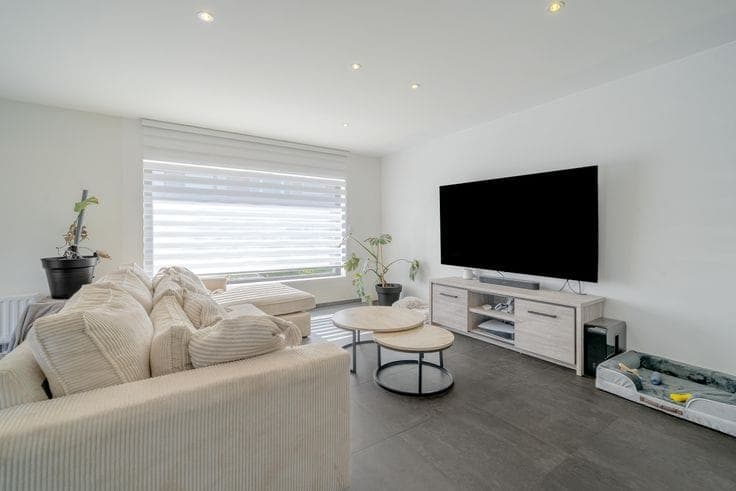 Spacious, move-in ready home in a quiet location in Mariake…