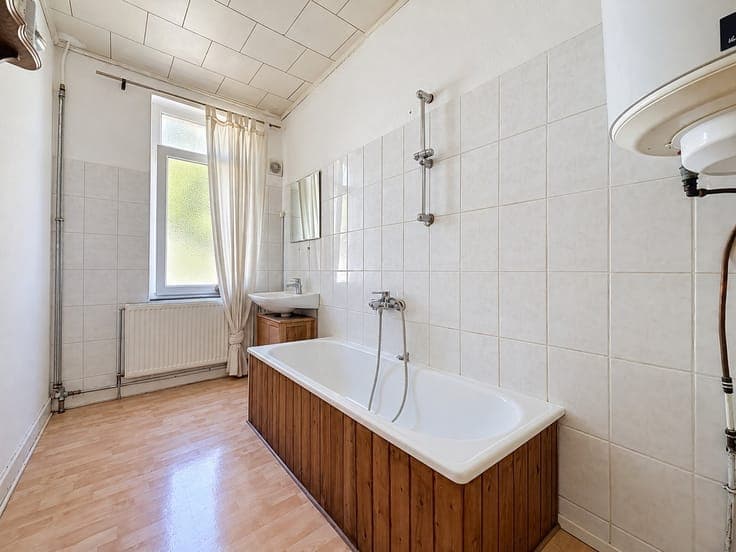 BATIMENT DE RAPPORT 3 LOTS - JARDIN - SITUE A LIEGE