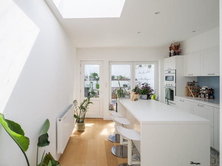 Bright city house with a courtyard, near the Coupure.