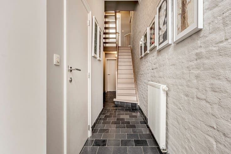 Grondig en stijlvol gerenoveerde burgerwoning met 5 slaap...