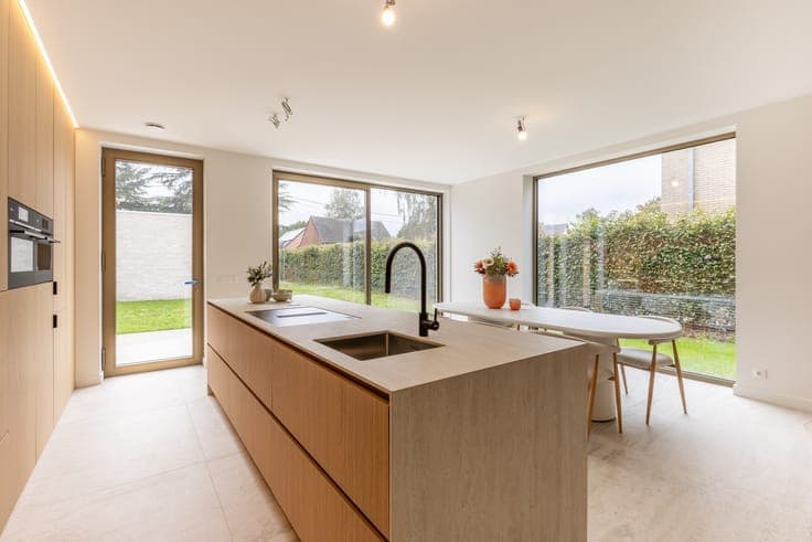 Ruime HOB nieuwbouwwoning met 3 slaapkamers , luxueus a...